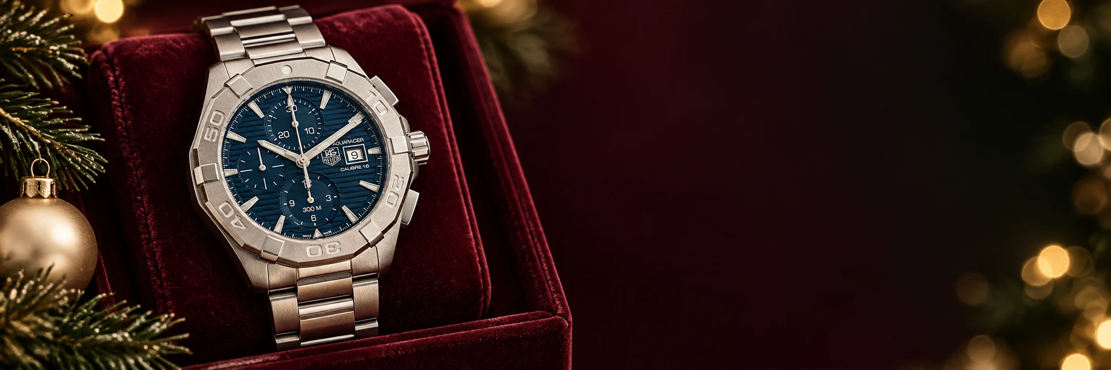 Christmas watch presentation on burgundy velvetslider_item_2