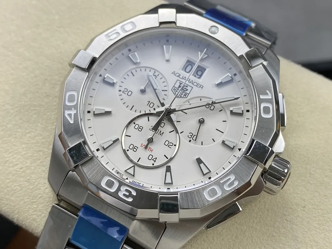 Best Tag Heuer Aquaracer CAY1111.BA0927 Replica Watch with Swiss Movement and 100m Water Resistance