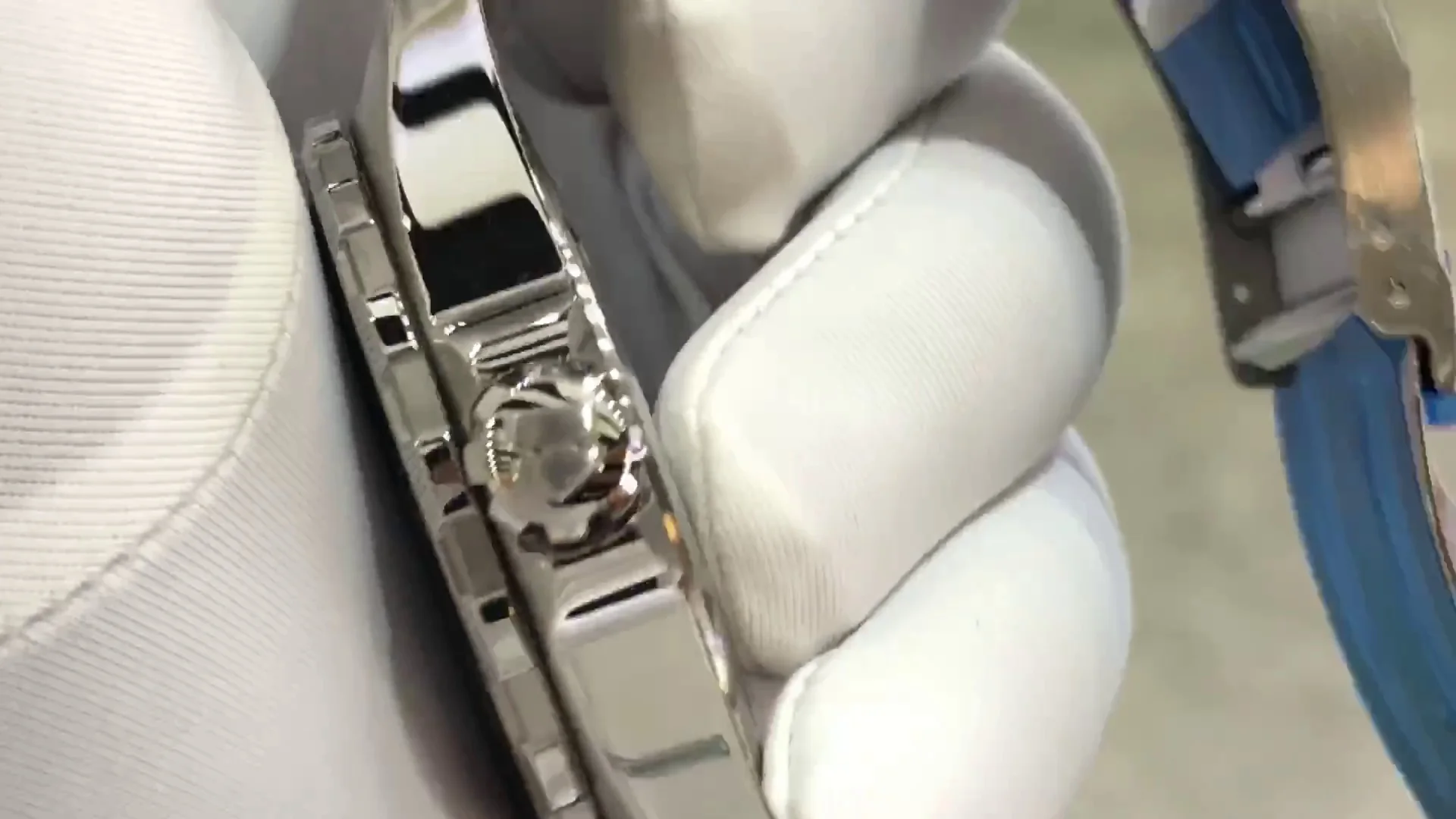 Best TAG Heuer Formula 1 WAZ1012.BA0883 Swiss Replica - 43mm Steel, Sapphire