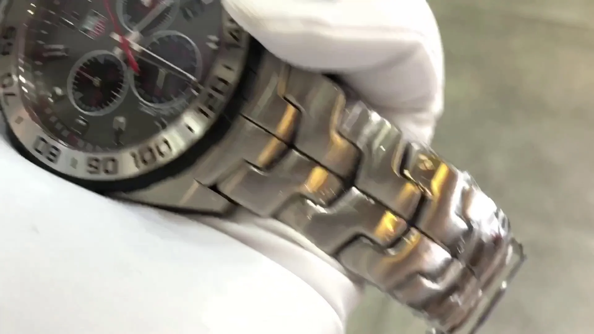 Best TAG Heuer Formula 1 CAZ1012.BA0883 Replica Watch – Stainless Steel 43mm Gray Dial, Sapphire Crystal