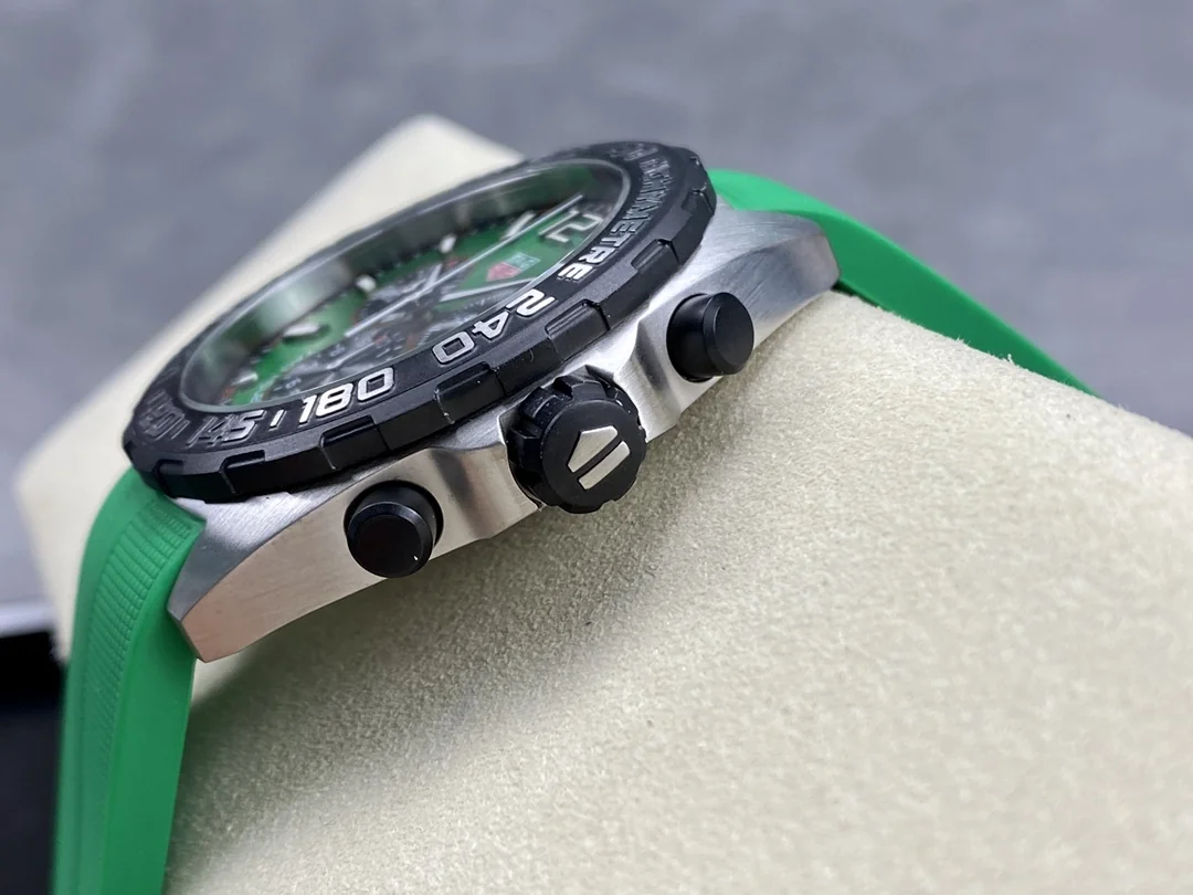 Best Swiss Tag Heuer Formula 1 CAZ101AP.FT8056 Replica Watch | Sporty & Waterproof Design