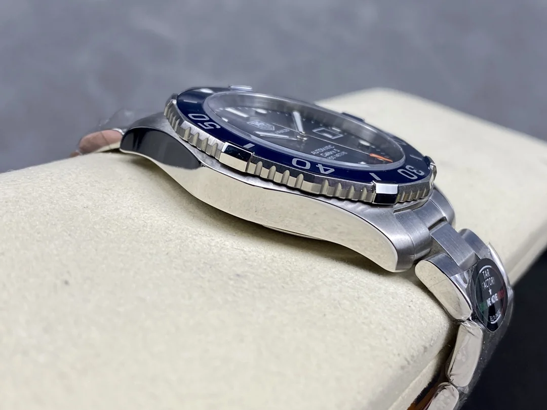 Tag Heuer Aquaracer WAN2111.BA0822 Replica Swiss Men's Watch - 42mm Blue Dial, 100M Waterproof & 1-Year Warranty