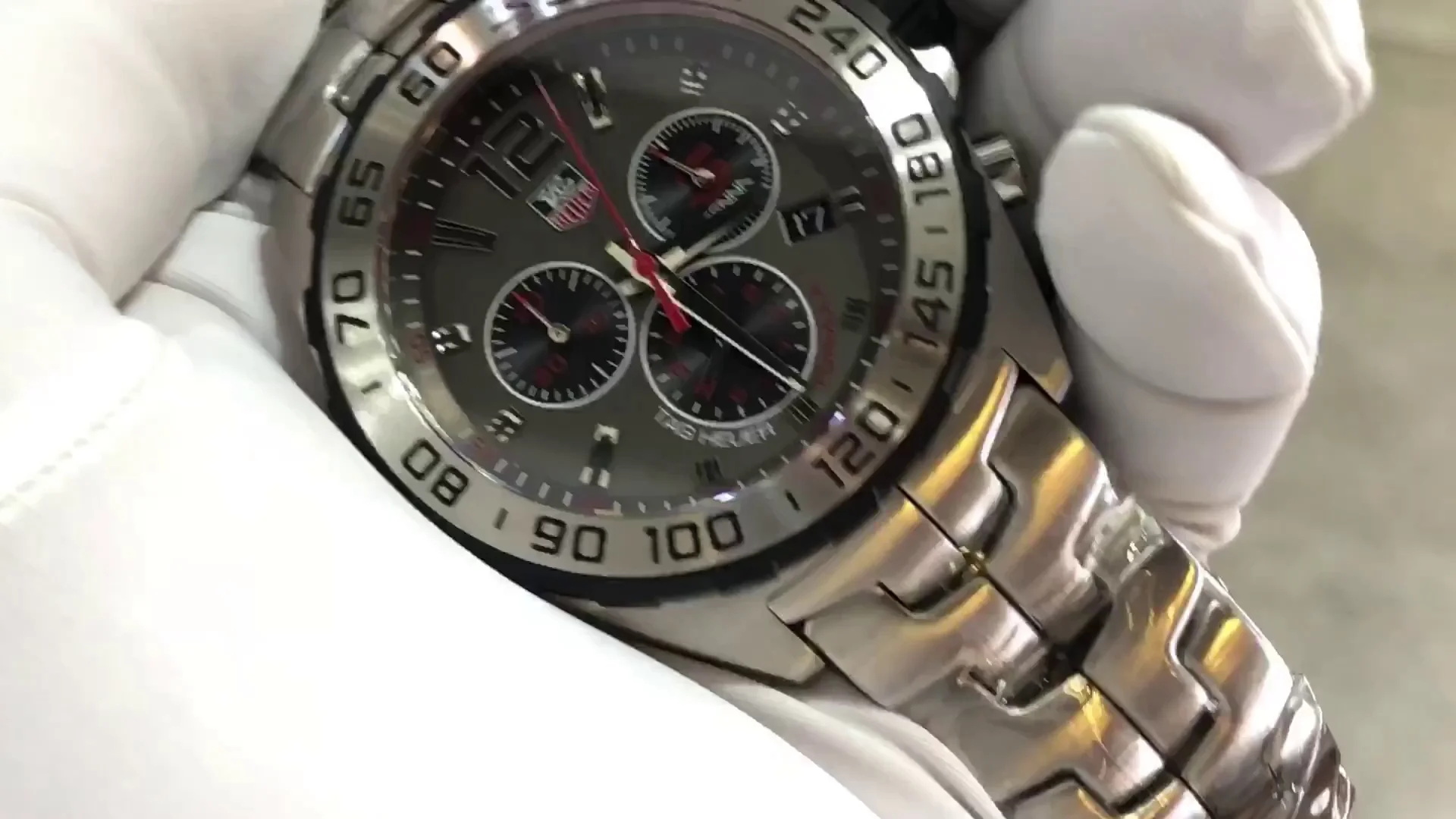 Best TAG Heuer Formula 1 CAZ1012.BA0883 Replica Watch – Stainless Steel 43mm Gray Dial, Sapphire Crystal