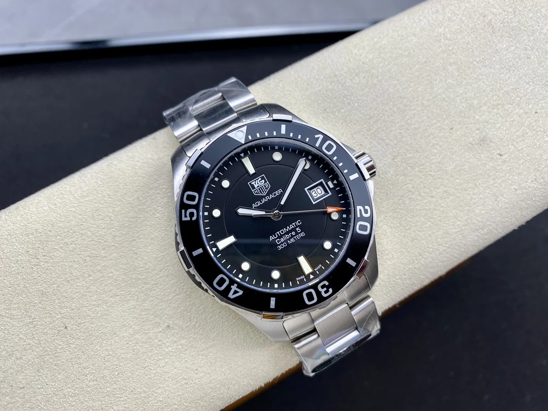 TAG HEUER Aquaracer WAN2110.BA0822 Replica - Best Swiss Super Clone with 100m Water Resistance & 1-Year Warranty