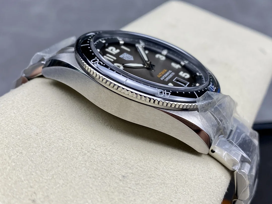 Tag Heuer Autavia WBE5114.EB0173 Swiss Super Clone Replica - 43mm Stainless Steel, Retro Smoky Dial, 100M Waterproof