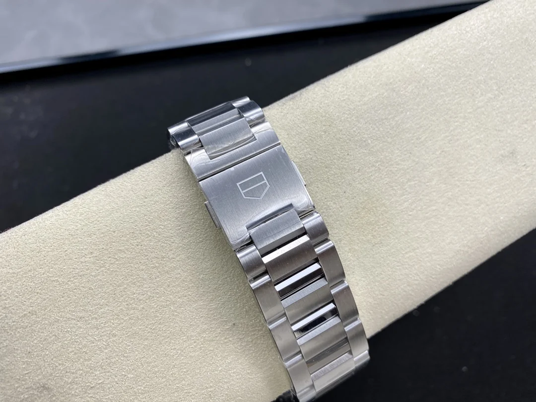 TAG Heuer Carrera CAR201V.BA0766 Swiss Replica Watch - 43mm Chronograph, Sapphire Crystal, 1-Year Warranty