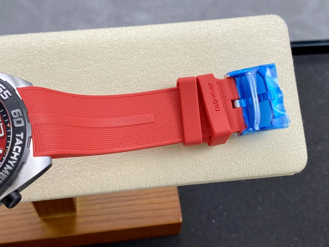 Best Swiss Replica Tag Heuer Formula 1 CAZ101AN.FT8055 Replica - AAA Red Dial Chronograph