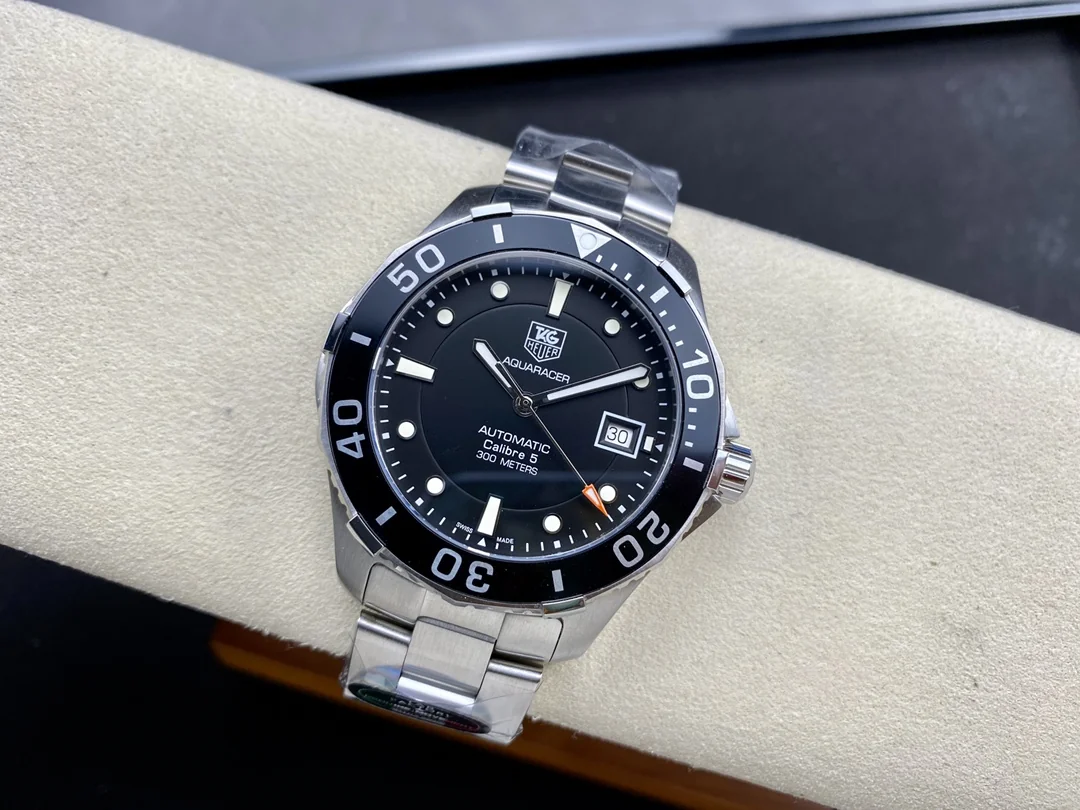 TAG HEUER Aquaracer WAN2110.BA0822 Replica - Best Swiss Super Clone with 100m Water Resistance & 1-Year Warranty