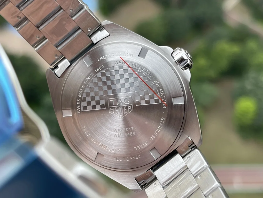 Best Swiss TAG Heuer Formula 1 WAZ1017.BA0842 Replica Watch - 43mm Green Dial & Stainless Steel, 100m Waterproof