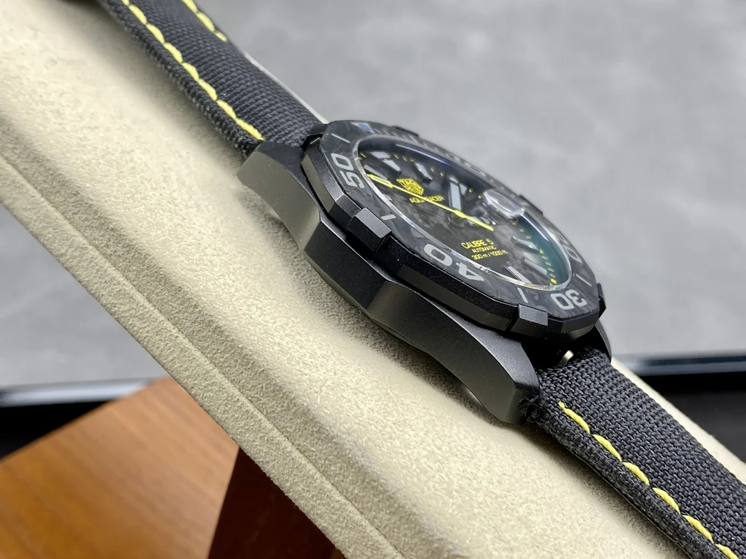 Best Swiss TAG Heuer Aquaracer WBD218B.FC6446 Replica Watch | 41mm Black Titanium Carbon Fiber | 1 Year Warranty