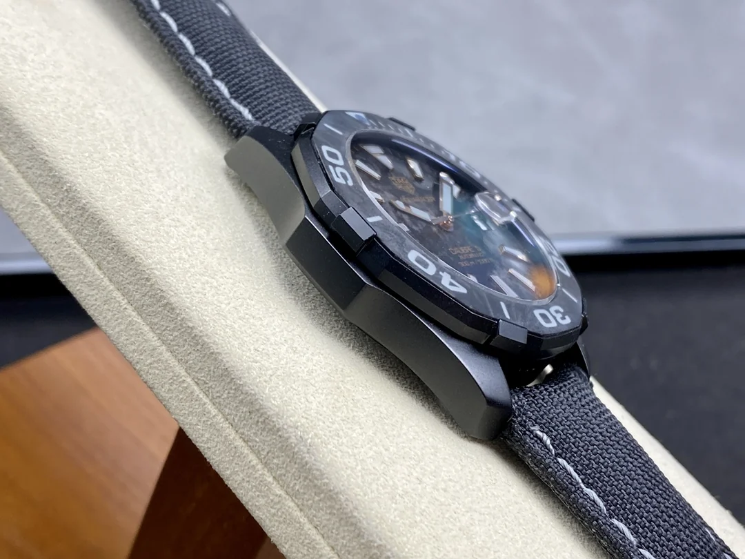Swiss Super Clone TAG HEUER Aquaracer WBD218A.FC6445 Replica - AAA 41mm Black/Gold Men's Waterproof Watch