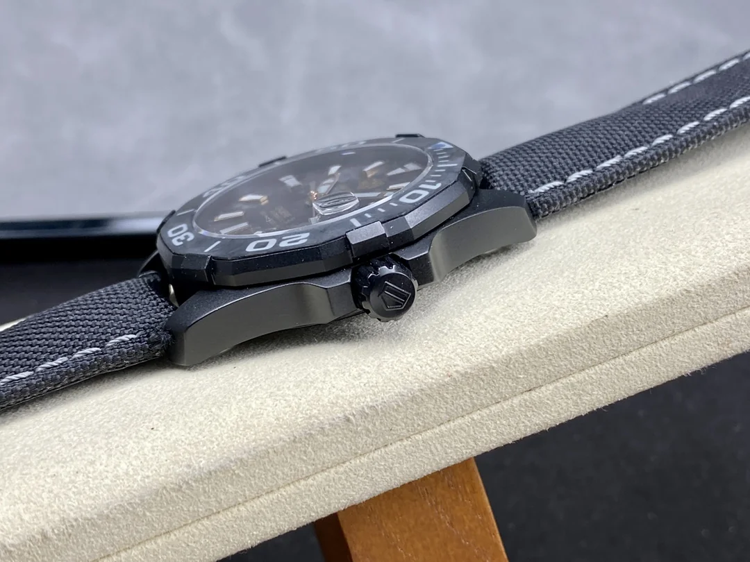 Swiss Super Clone TAG HEUER Aquaracer WBD218A.FC6445 Replica - AAA 41mm Black/Gold Men's Waterproof Watch
